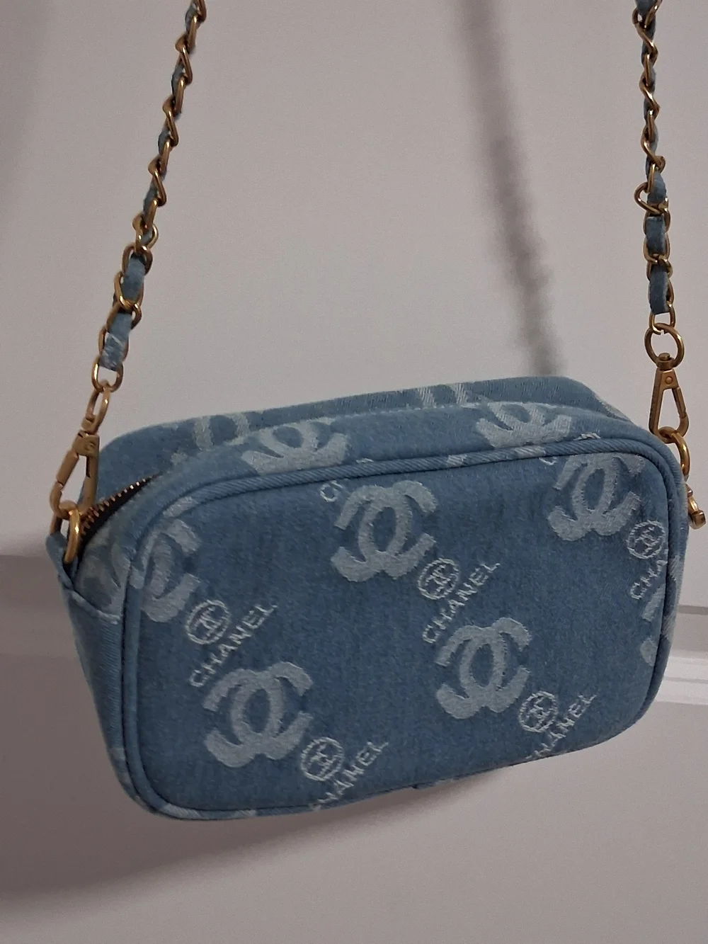 Assorted Pouch & Tote Bundle - GWP/VIP